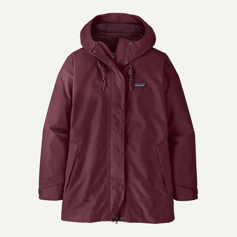 Patagonia Women's Outdoor Everyday Rain Jacket in Berry Fig