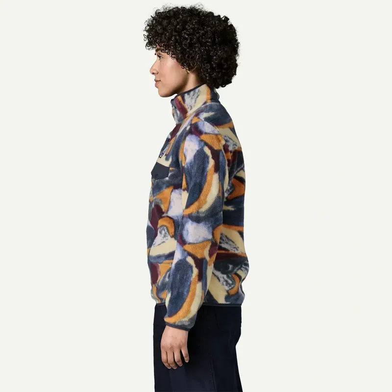 Patagonia Women's Lightweight Synchilla Snap-T Fleece Pullover in Smudge: Smolder Blue-3