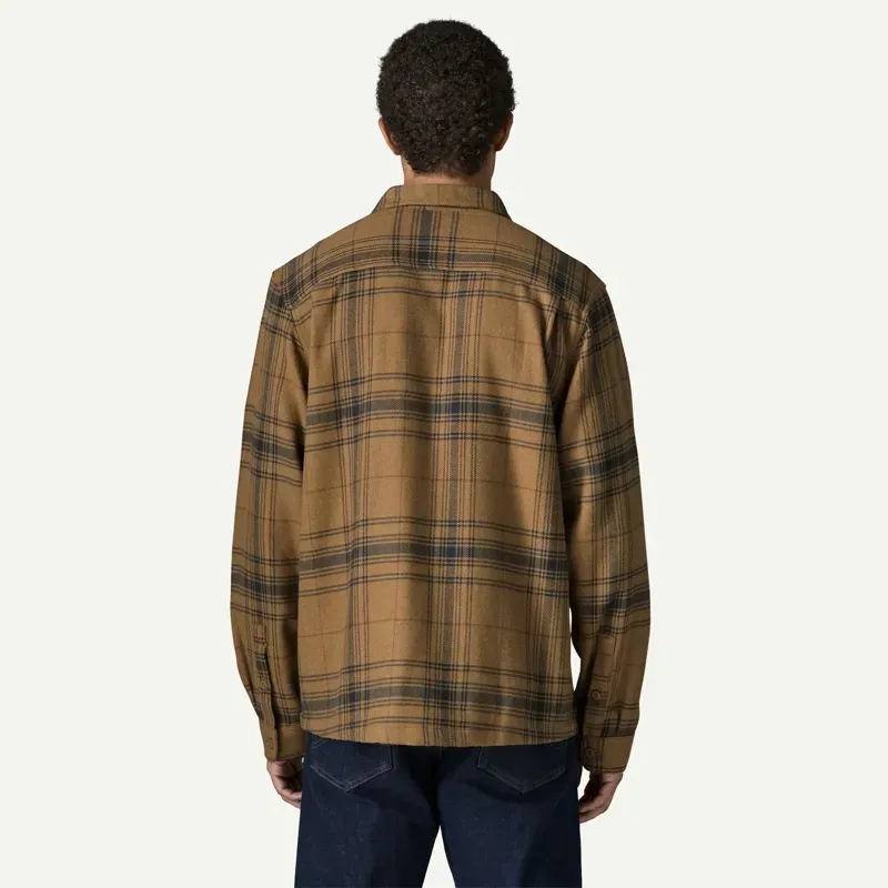 Patagonia Fjord Flannel Shirt in Dissolve: Slab Khaki-2