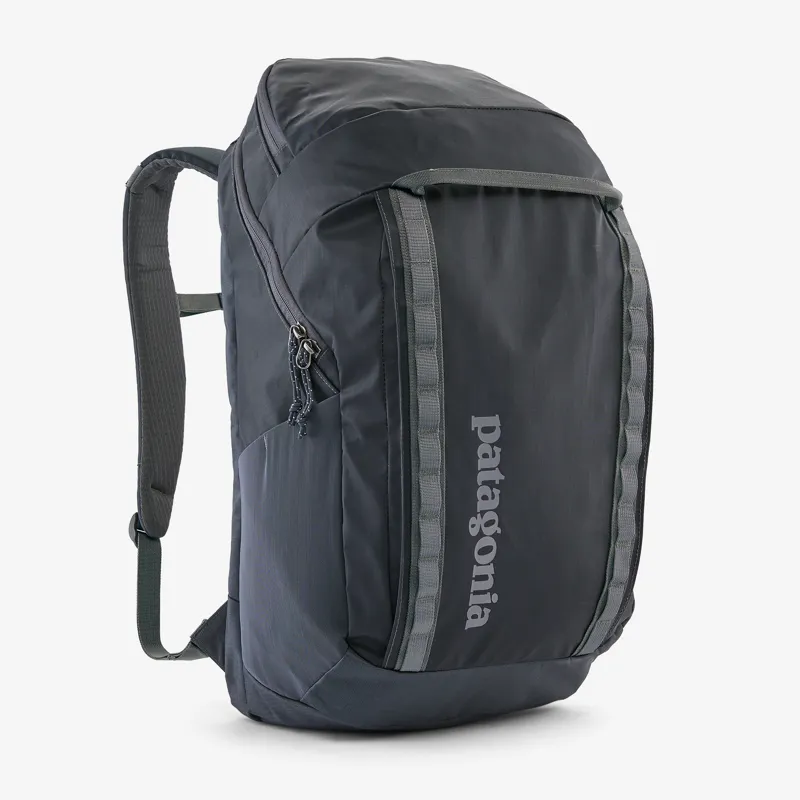 Patagonia Black Hole 32L Pack in Smolder Blue