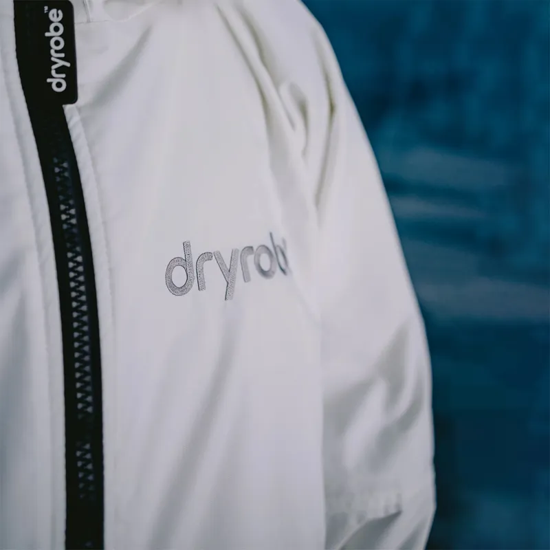 Dryrobe Advance Long Sleeve Changing Robe in Snow White-Grey-6