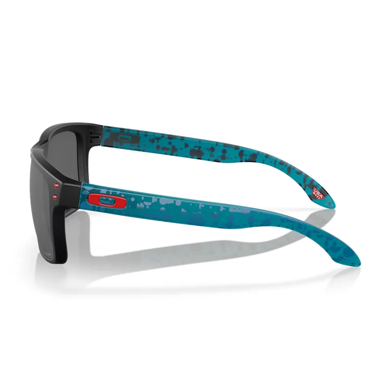 Oakley Holbrook Sunglasses with Prizm Black Lenses and Matte Black Frame-3