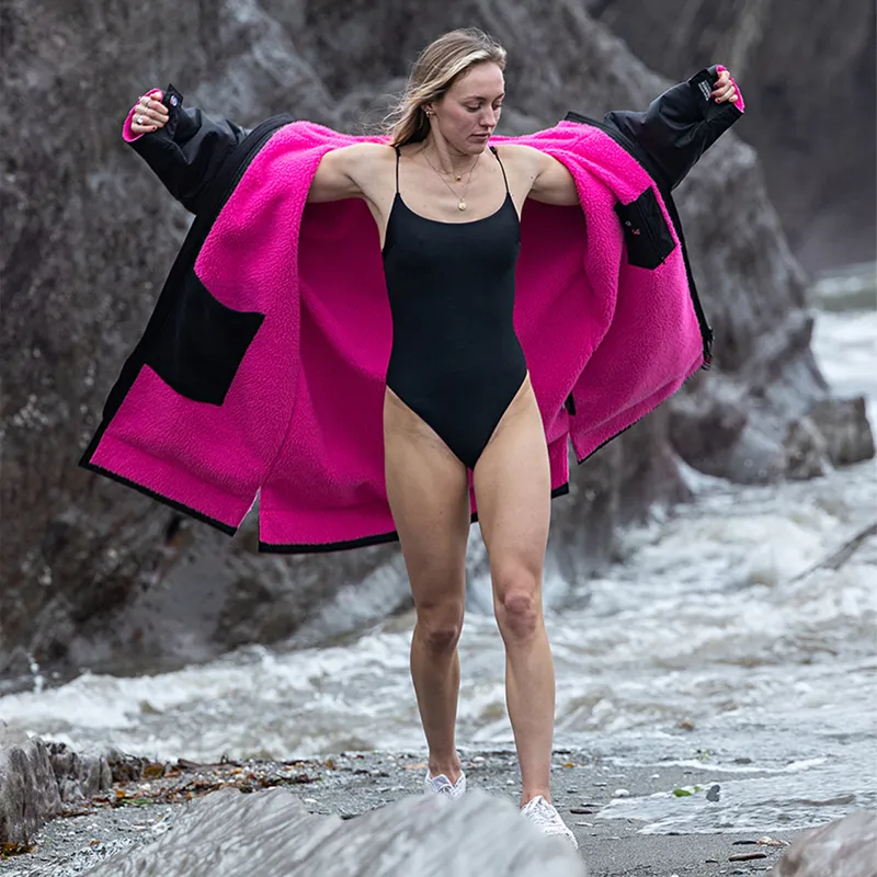 Dryrobe Advance Long Sleeve Change Robe in Black/Pink-5