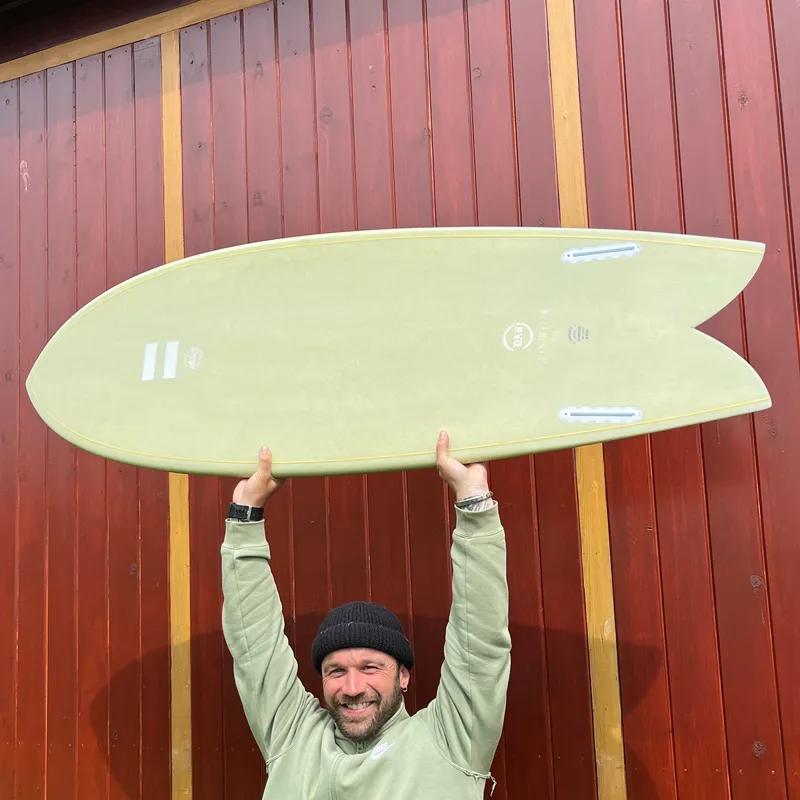 Indio DAB Surfboard in Green Cement - Futures-5