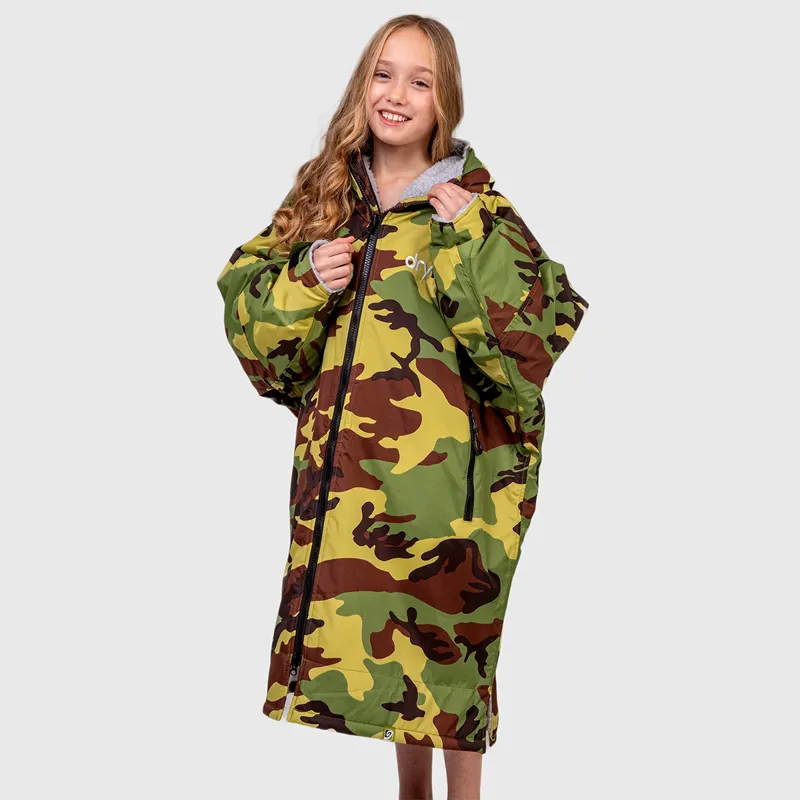 Dryrobe Advance Long Sleeve Change Robe in Camo/Grey for Age 10-14