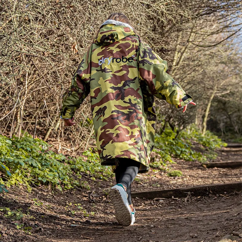 Dryrobe Advance Long Sleeve Change Robe in Camo/Grey for Age 10-14-2