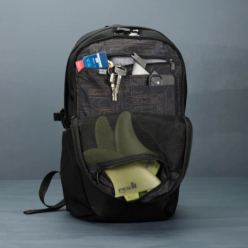 FCS Pacsafe Roam 25L Day Pack-3