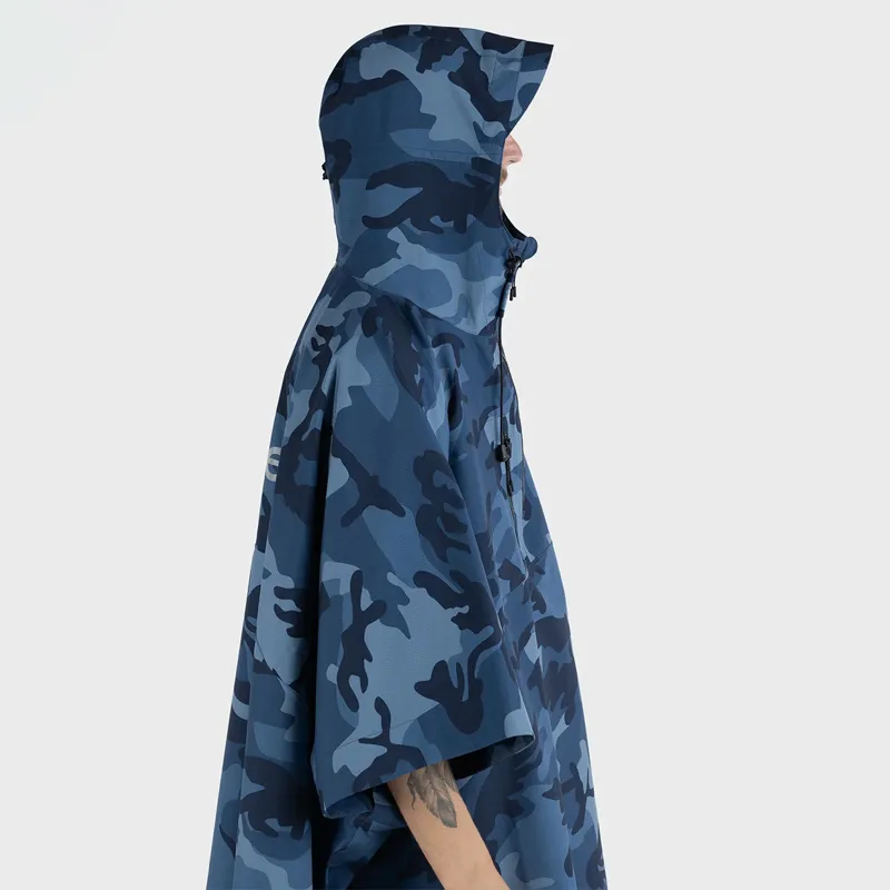 Dryrobe Adults Waterproof Poncho in Blue Camo-2