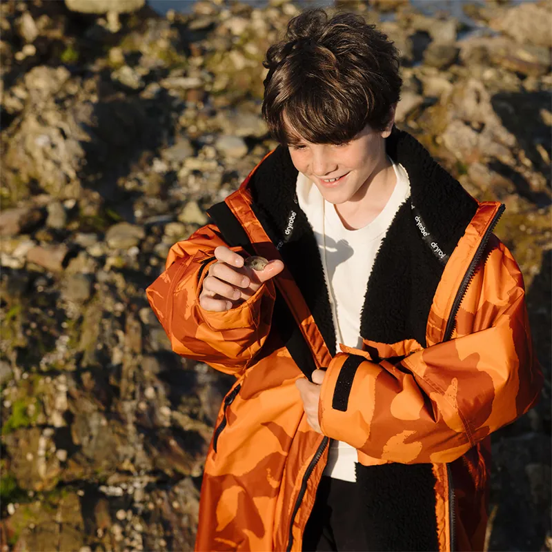 Dryrobe Advance Alpine Long Sleeve Change Robe in Mosaic Palm for Ages 10-13-4