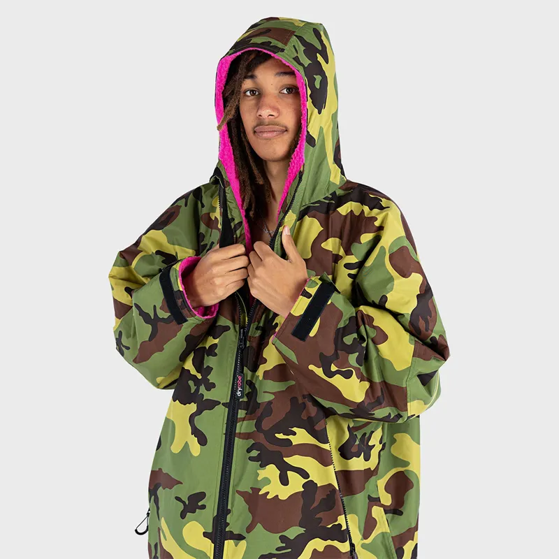 Dryrobe Advance Long Sleeve Change Robe in Camo/Pink-1