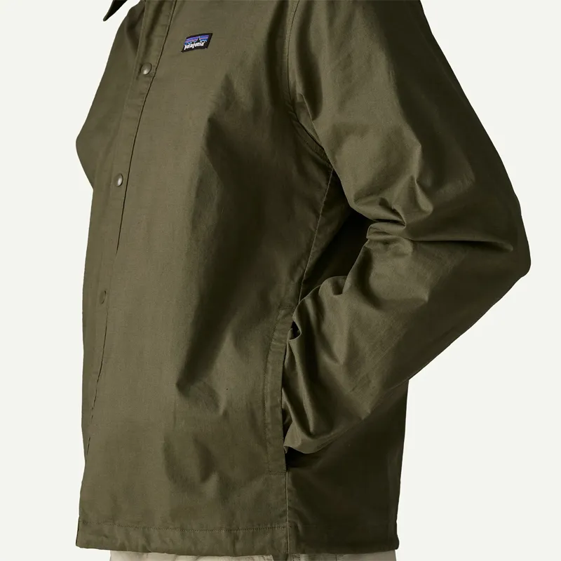 Patagonia Men's Lightweight All-Wear Unlined Jacket in Basin Green-5