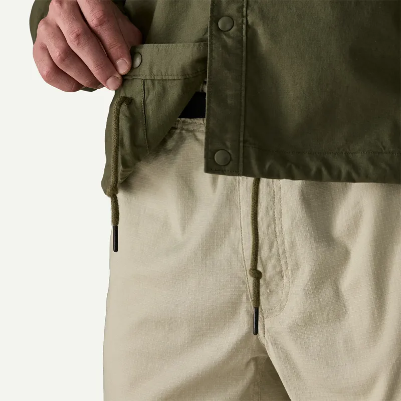 Patagonia Men's Lightweight All-Wear Unlined Jacket in Basin Green-10