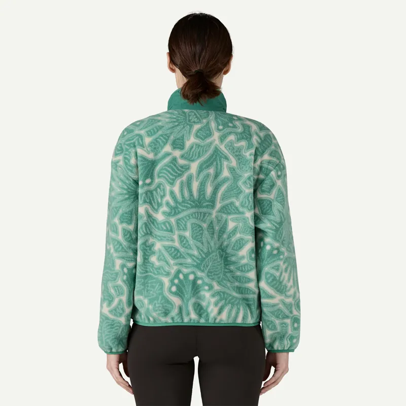 Patagonia Womens' Synchilla Fleece Jacket in Bees and Flowers: Heartleaf Green-2