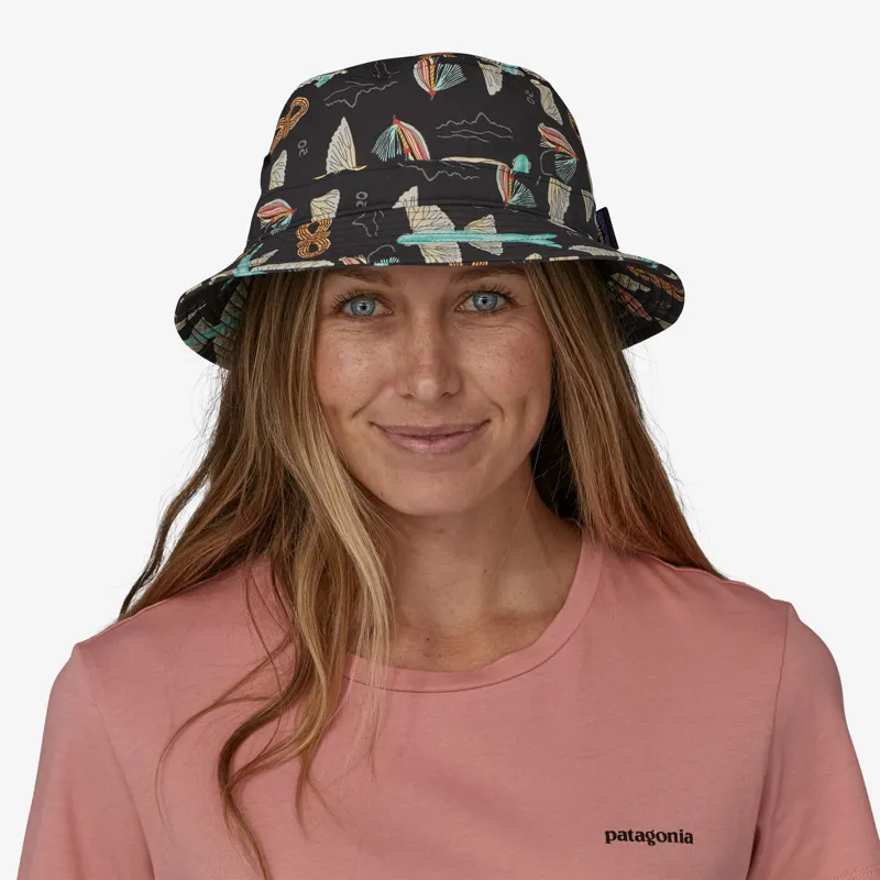 Patagonia Wavefarer Bucket Hat in Fly 50: Ink Black-1