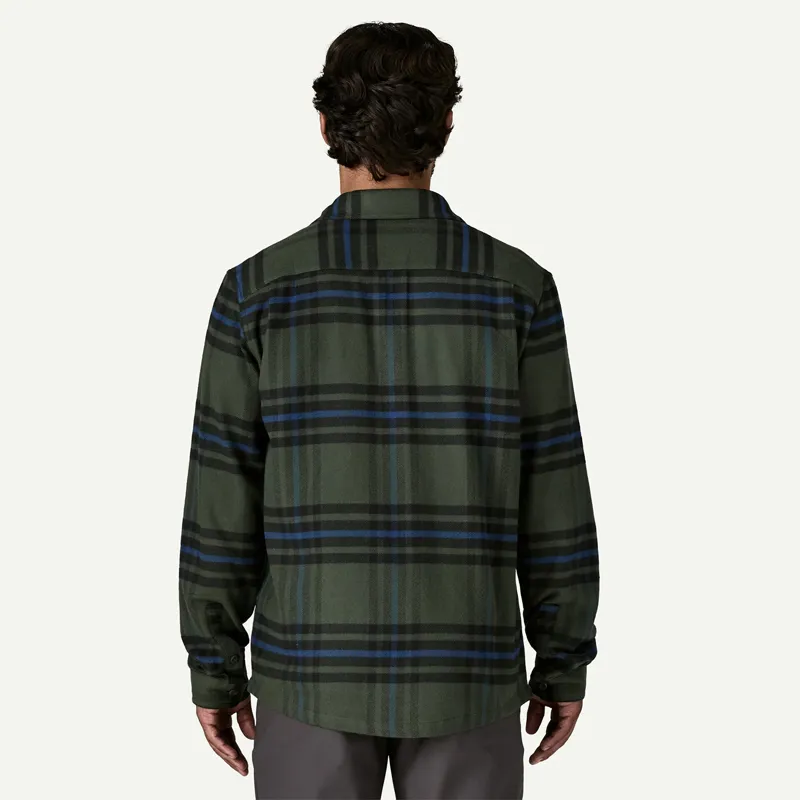 Patagonia Men's Fjord Flannel Shirt In Catch: Old Growth Green-2