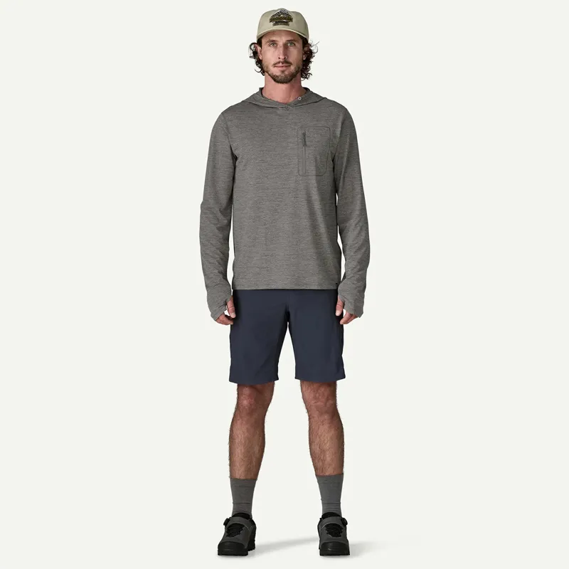 Patagonia Men's Capilene Cool Sun Hoody in Forge Grey: Noble Grey X-Dye-3