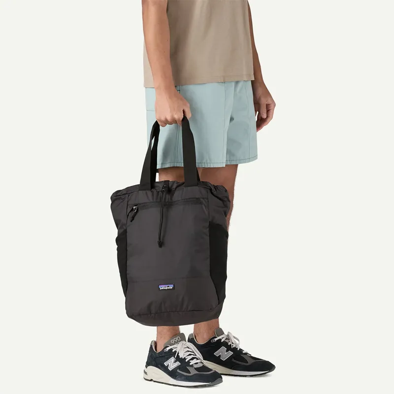 Patagonia Terravia 24l Tote Pack in Black-2