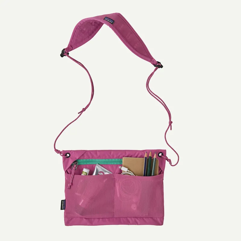 Patagonia Terravia Sacoche 3L in Faded Magenta-1