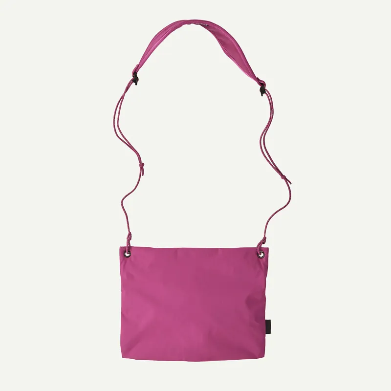 Patagonia Terravia Sacoche 3L in Faded Magenta-2