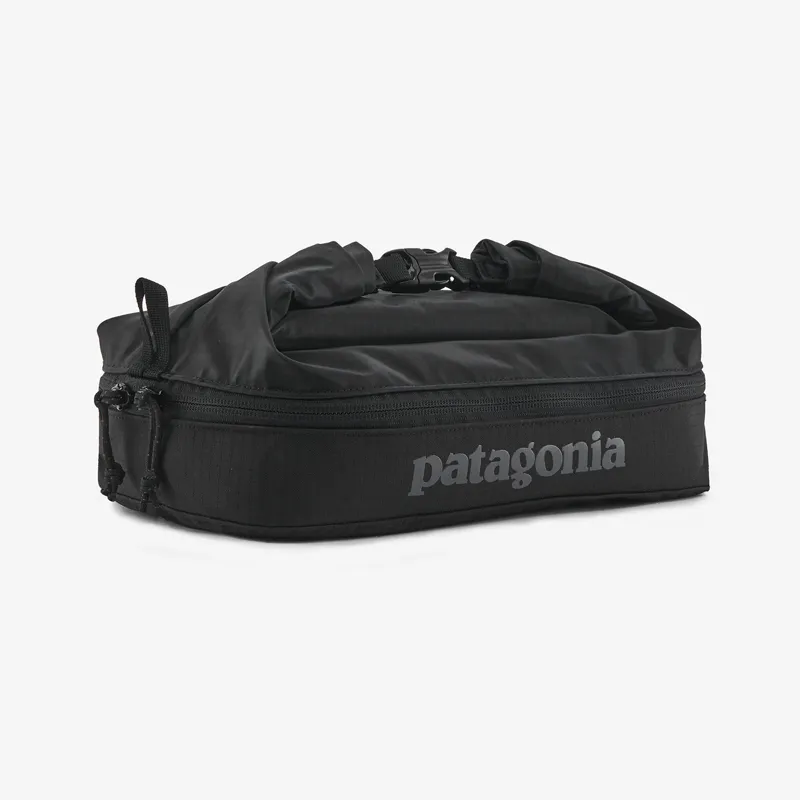 Patagonia Black Hole MLC Cube 12L in Passage Blue-4
