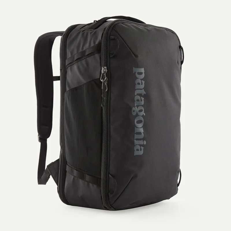 Patagonia Black Hole Mini MLC 30L Pack in Black w/Black