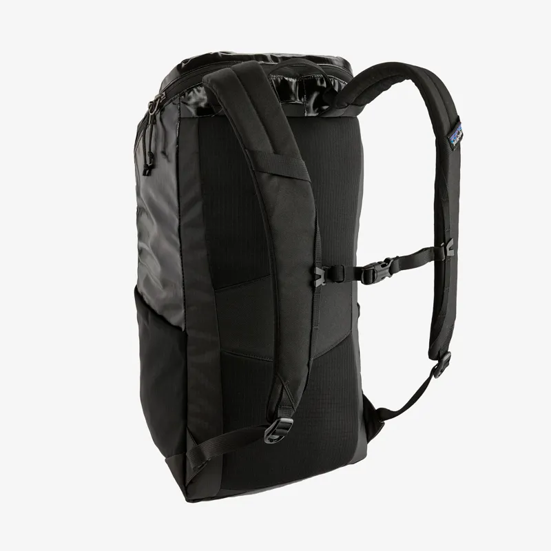Patagonia Black Hole 25L Pack in Black-3