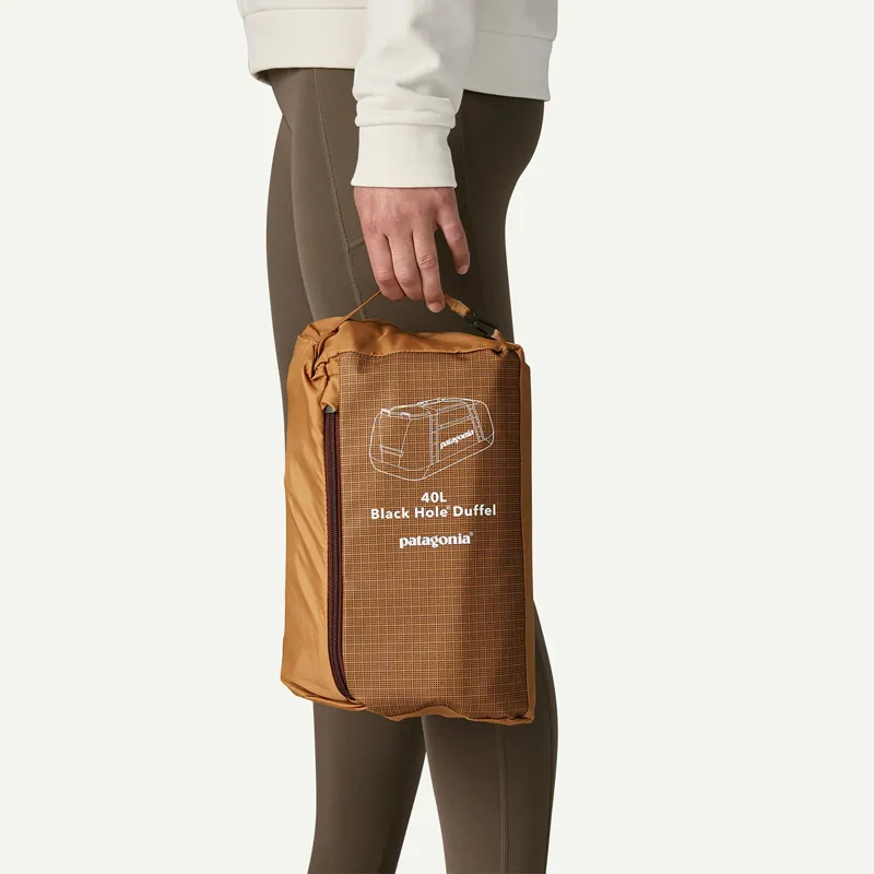 Patagonia Black Hole 40L Duffel Bag in Talon Gold-5