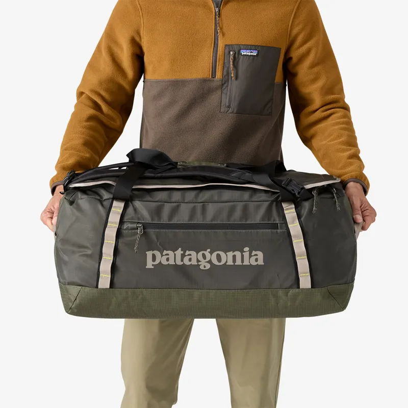 Patagonia Black Hole 70l Duffel Bag in Pine Needle Green-4
