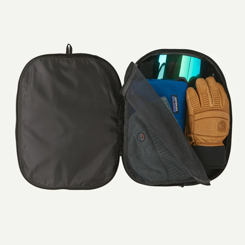 Patagonia Black Hole 14l Cube in Black-2