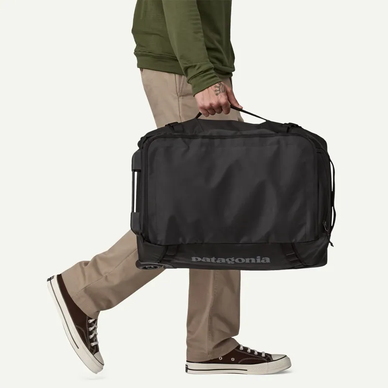 Patagonia Black Hole 40l Matte Wheeled Duffel Bag in Black-2