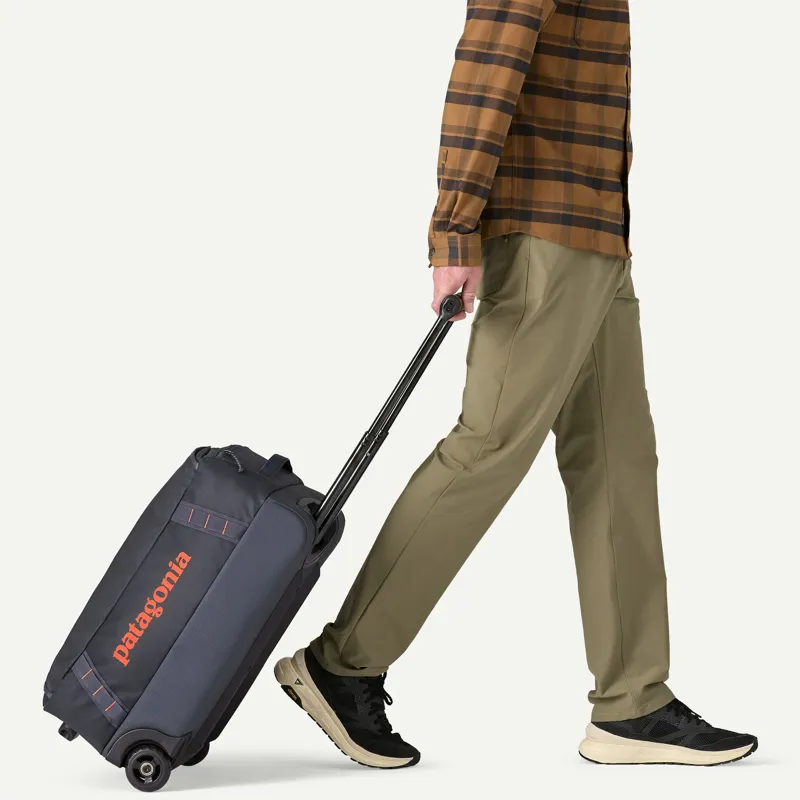 Patagonia Black Hole 40l Matte Wheeled Duffel Bag in Smolder Blue-3