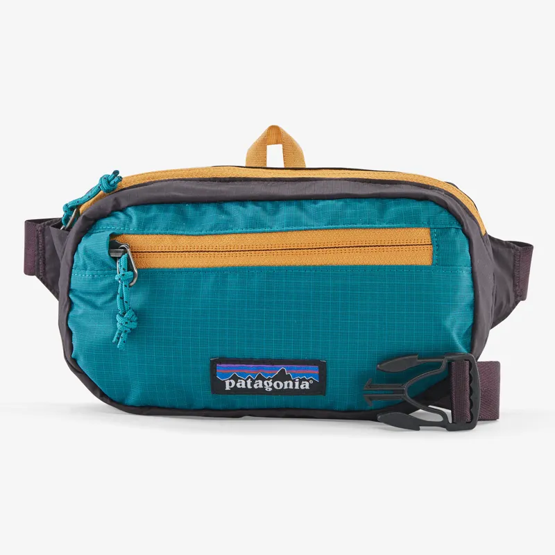 Patagonia Ultralight Black Hole 1l Mini Hip Pack in Obsidian Plum