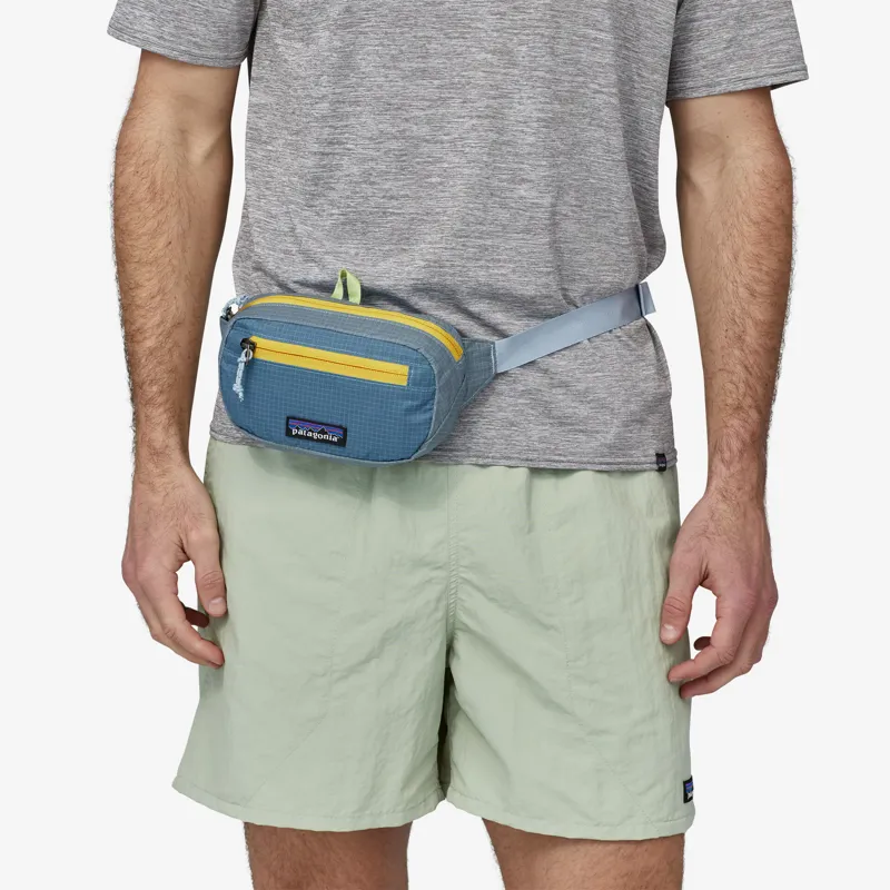 Patagonia Ultralight Black Hole Mini Hip Pack in Steam Blue-2