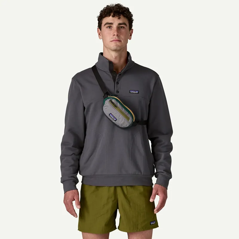 Patagonia Terravia 1l Mini Hip Pack in Patchwork/Noble Grey-2