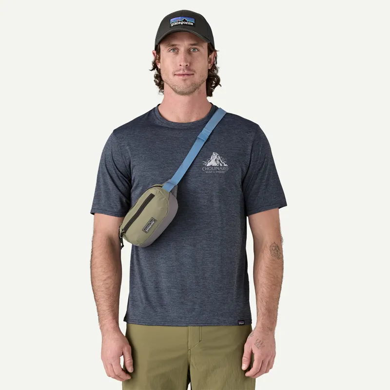 Patagonia Terravia 1l Mini Hip Pack in River Rock Green-2