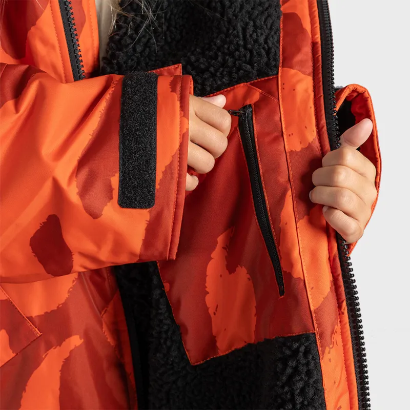 Dryrobe Advance Alpine Long Sleeve Change Robe in Mosaic Palm for Ages 5-9-3