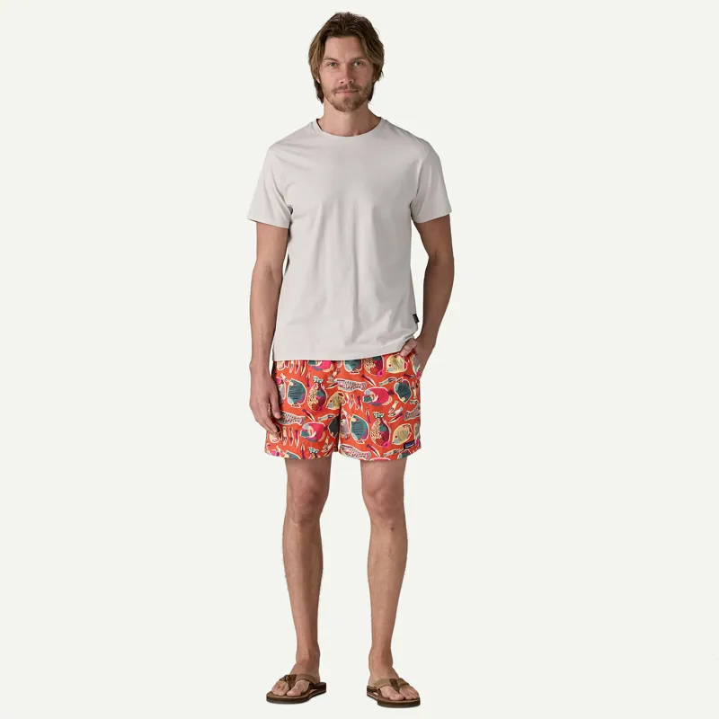 Patagonia Baggies 5in Shorts in Wrasse: Pollinator Orange-3