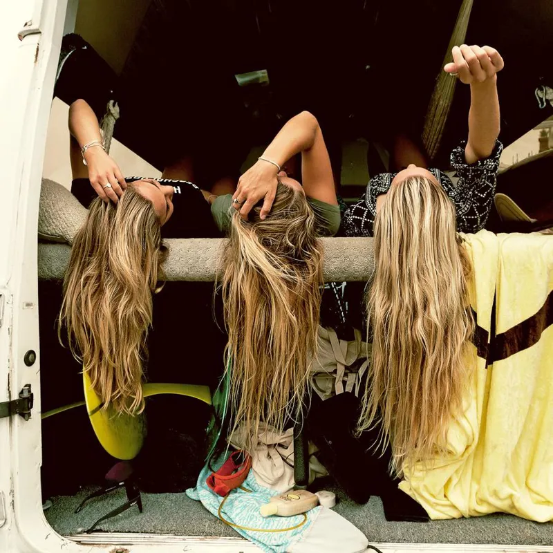 Sun Bum / Revitalizing Shampoo / 300 ml-1