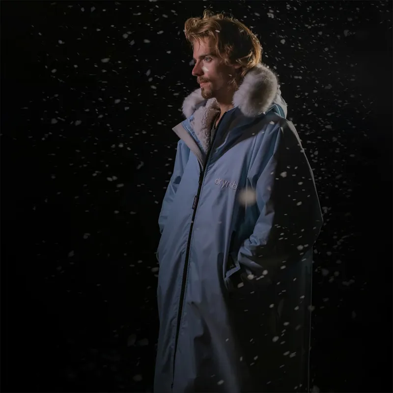 Dryrobe Advance Long Sleeve Change Robe in Alpine Ice Blue/White-6