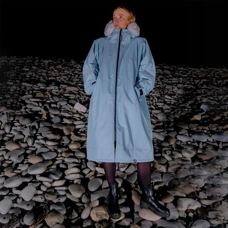 Dryrobe Advance Long Sleeve Change Robe in Alpine Ice Blue/White-7