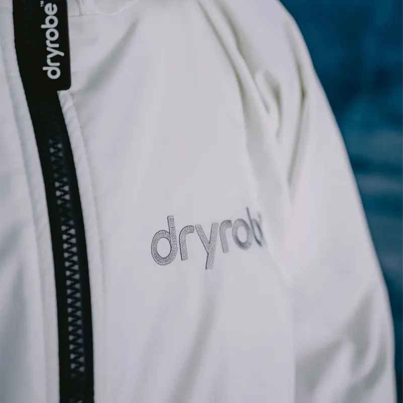 Dryrobe Advance Long Sleeve Change Robe in Alpine White/Grey-6