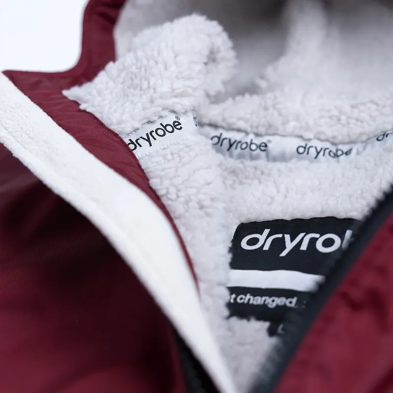 Dryrobe Advance Long Sleeve Change Robe in Burgundy/Grey-8