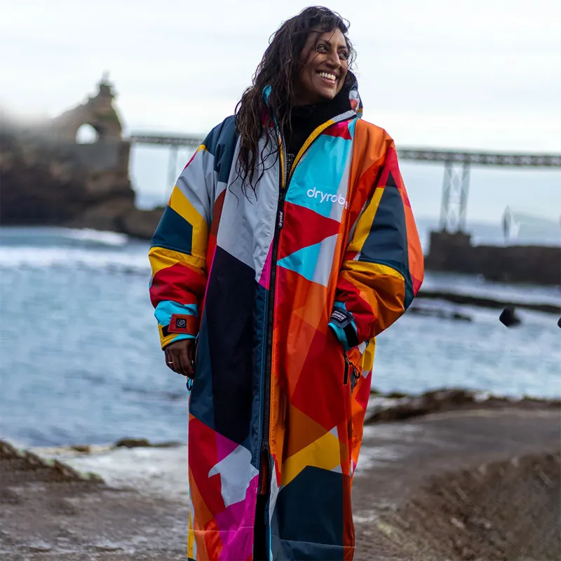 Dryrobe Advance Long Sleeve Change Robe in Abstract-4