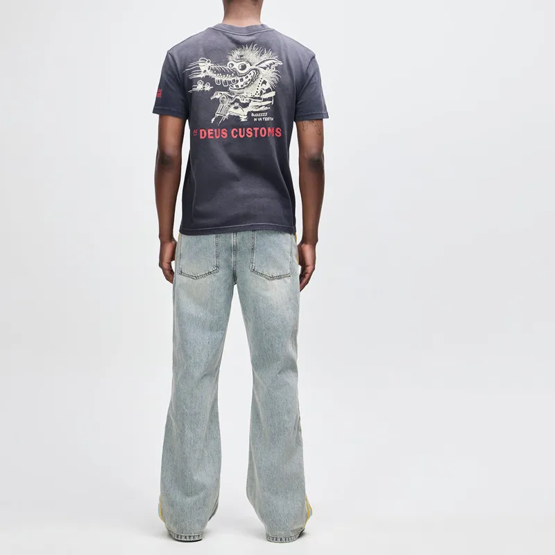 Deus Ex Machina Bugzzz Tee in Black Beauty-7