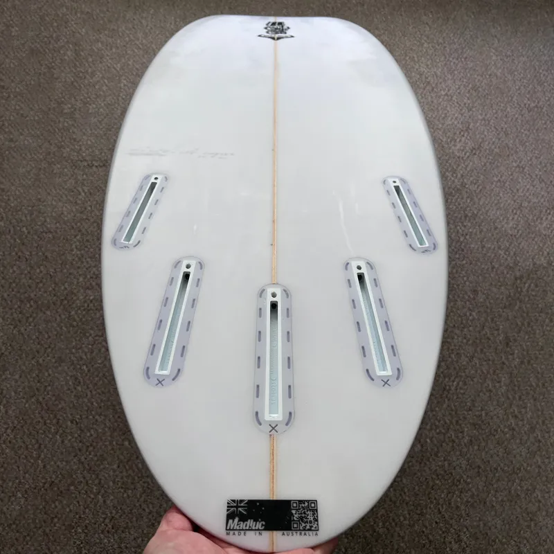 JS Bull Run 6ft 01 Surfboard - Futures-8