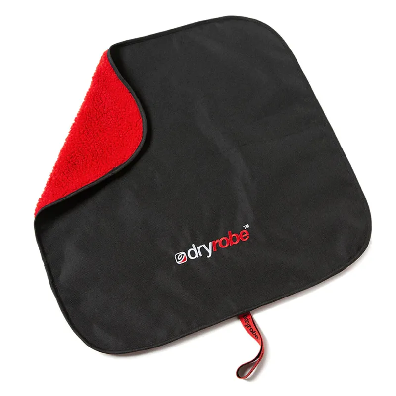 Dryrobe Change Mat in Black/Red-1