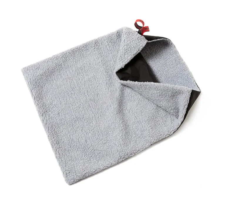 Dryrobe Cushion Cover in Black/Grey-1