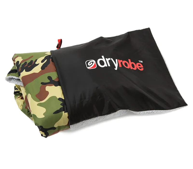 Dryrobe Cushion Cover in Black/Grey-2