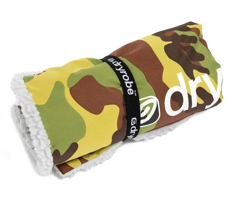 Dryrobe Cushion Cover in Camo/Grey-2