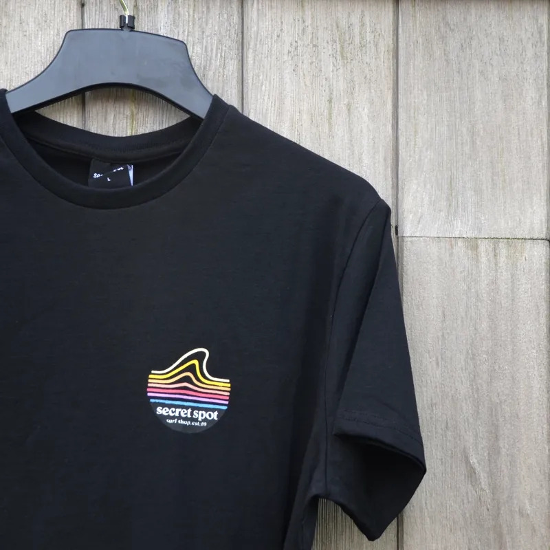 Secret Spot / Bunkers Tee / Black-2